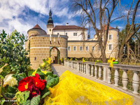 Busfahrt  zum Ostermarkt auf Schloss Weinberg, Kefermarkt am 5.4.2025 | © Ostermarkt Schloss Weinberg@Richard Schramm